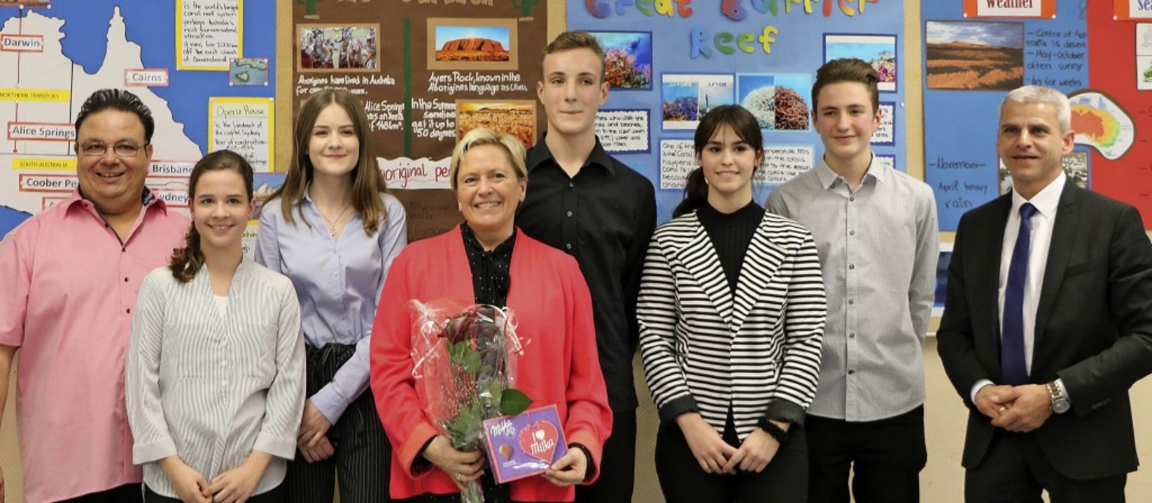 Beim Besuch von Kultusministerin Susan...bilingualen Sprachzug der Schule vor.   | Foto: Mller
