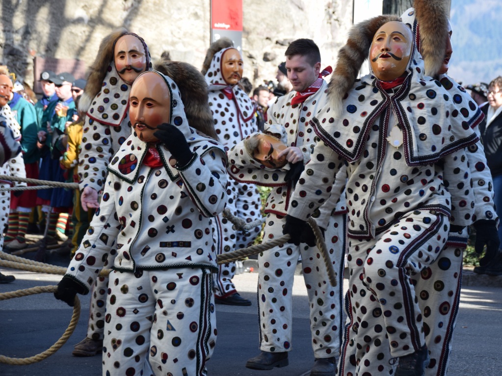 Groer Umzug, Brauchtumsabend und Maskenschau: Bad Sckingen stand am Wochenende ganz im Zeichen der Fasnacht.