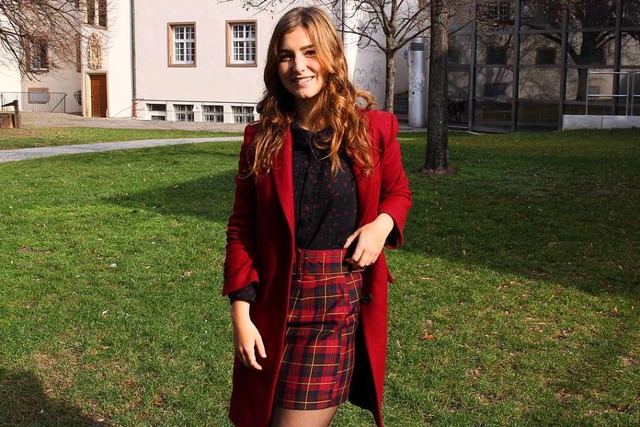 Die 22-jhrige Lehramtsstudentin Caro kleidet sich gerne mdchenhaft und schick.  | Foto: Jonathan Janz, Lisa Petrich