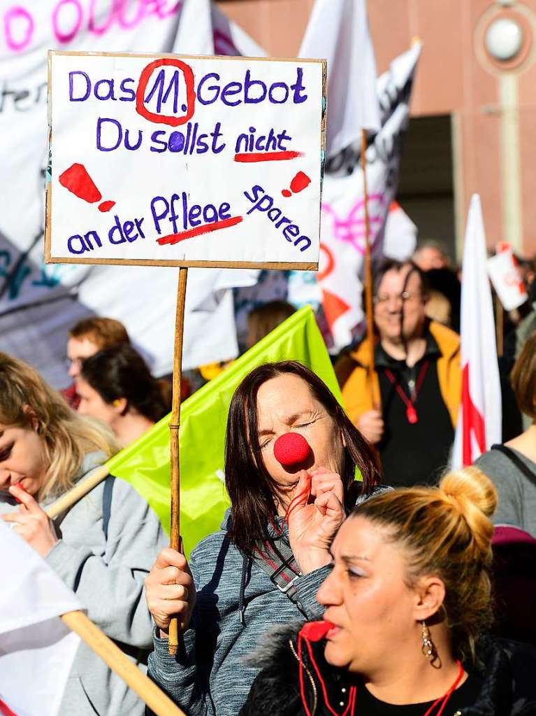 Rund 600 Menschen streikten am Donnerstag laut Verdi in Freiburg.