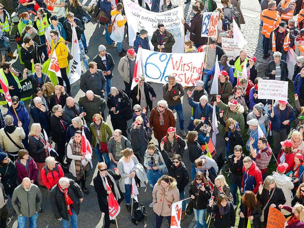 Rund 600 Menschen streikten am Donnerstag laut Verdi in Freiburg.