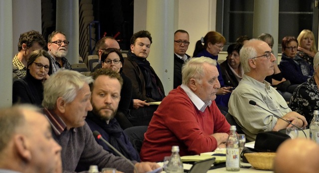 Konzentrierte, sachliche Debatte   | Foto: Hubert Rderer