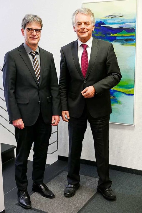 Leiten die Volksbank Staufen: Vorstand...und Vorstandsvorsitzender Erhard Stoll  | Foto: Hans-Peter Müller