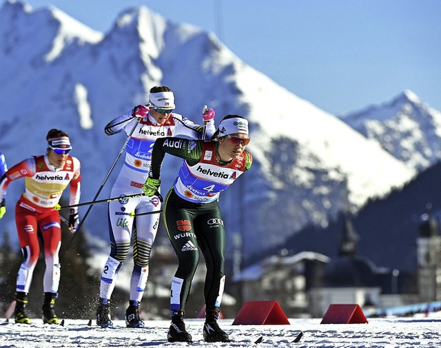 Sandra Ringwald (rechts) kmpfte im WM...Ski klebten zu sehr am Tiroler Schnee.  | Foto: dpa