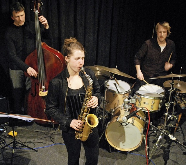 Das Lisbeth Quartett mit Marc Muellbau... und Moritz Baumgrtner am Schlagzeug.  | Foto: Thomas Loisl Mink
