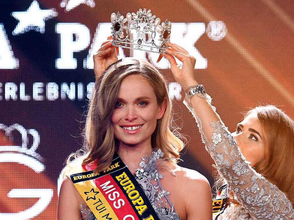 Nadine Berneis aus Stuttgart, wird im Europa-Park zur Miss Germany 2019 gekrt.