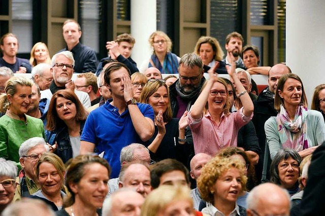 Emotionen bei der Infoveranstaltung der Stadt im neuen Rathaus im Sthlinger.  | Foto: Thoimas Kunz