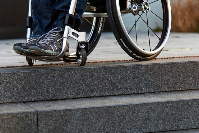 Mehrere Stufen sind fr Rollstuhlfahrer meist unberwindbar.  | Foto: Daniel Maurer