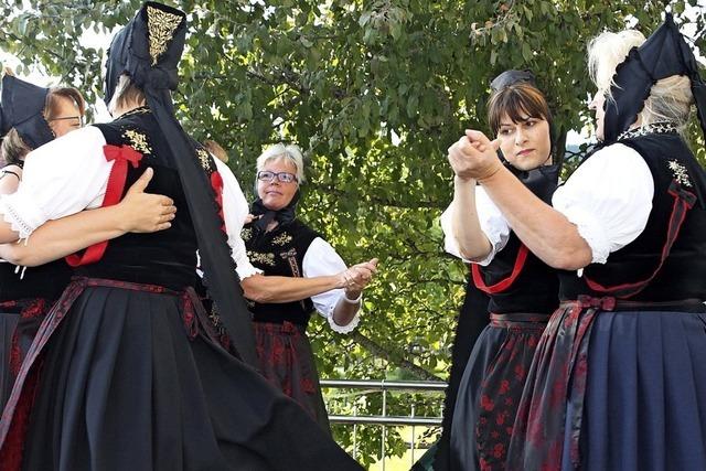 Freude ber neun neue Trachtentrger