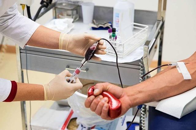 Die Uniklinik sucht in der Erkältungszeit und während der Fasnet Blutspender