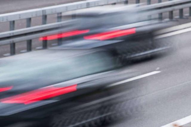 Raser auf der Autobahn: Fast doppelt so schnell wie erlaubt