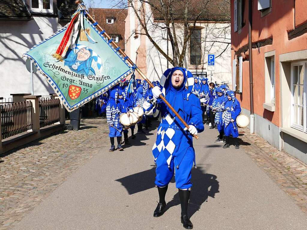 Wie immer originell bernahmen die Narren die Macht in Staufen. Bei Umzug und Rathaussturm haben sie klar gemacht, wer bis Aschermittwoch das Sagen hat.