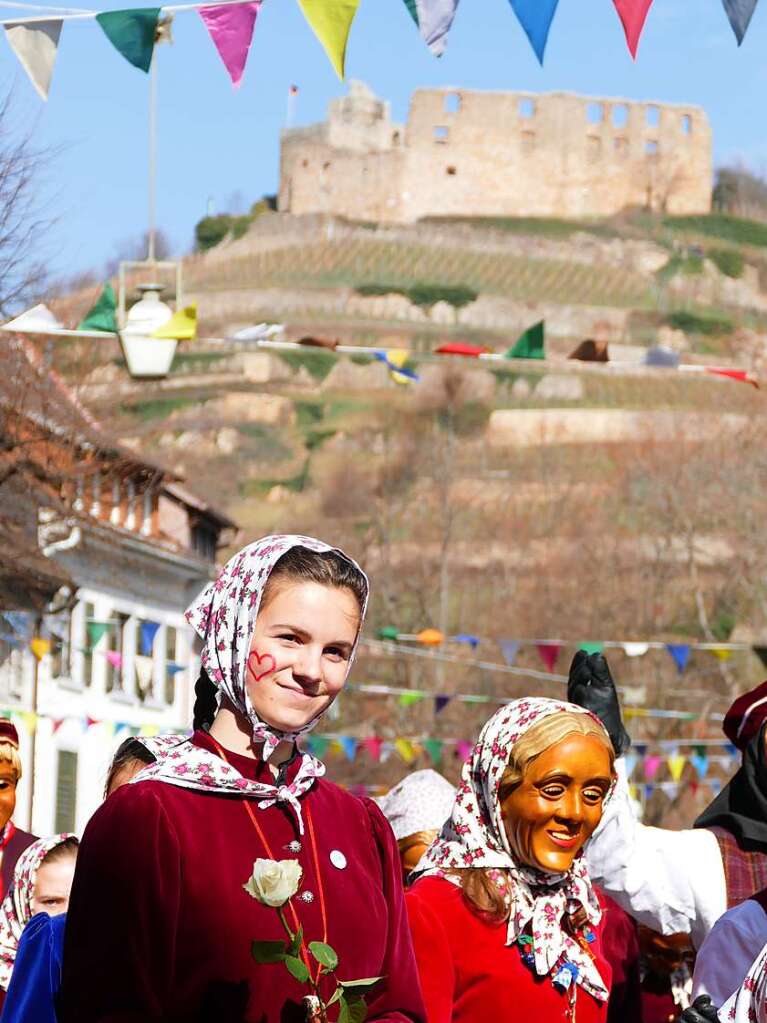 Wie immer originell bernahmen die Narren die Macht in Staufen. Bei Umzug und Rathaussturm haben sie klar gemacht, wer bis Aschermittwoch das Sagen hat.