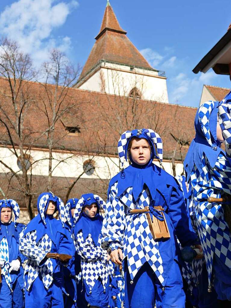 Wie immer originell bernahmen die Narren die Macht in Staufen. Bei Umzug und Rathaussturm haben sie klar gemacht, wer bis Aschermittwoch das Sagen hat.