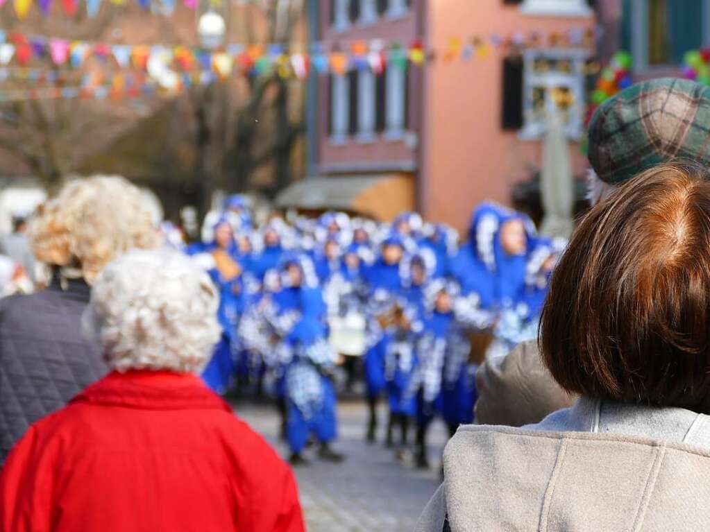 Wie immer originell bernahmen die Narren die Macht in Staufen. Bei Umzug und Rathaussturm haben sie klar gemacht, wer bis Aschermittwoch das Sagen hat.