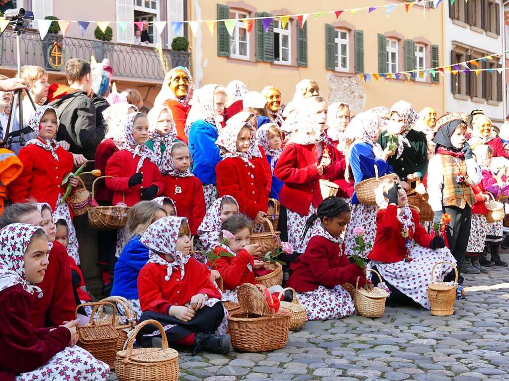 Wie immer originell bernahmen die Narren die Macht in Staufen. Bei Umzug und Rathaussturm haben sie klar gemacht, wer bis Aschermittwoch das Sagen hat.