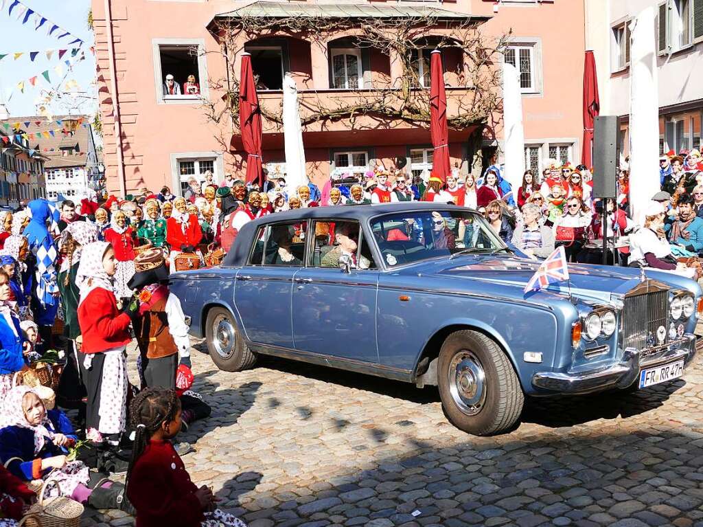 Wie immer originell bernahmen die Narren die Macht in Staufen. Bei Umzug und Rathaussturm haben sie klar gemacht, wer bis Aschermittwoch das Sagen hat.