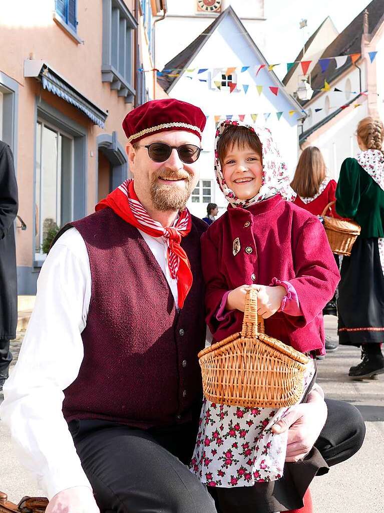 Wie immer originell bernahmen die Narren die Macht in Staufen. Bei Umzug und Rathaussturm haben sie klar gemacht, wer bis Aschermittwoch das Sagen hat.