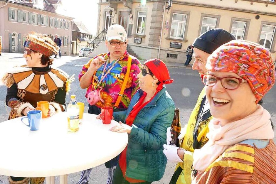 Die Narren regieren ab sofort in der Pflumeschluckerstadt Bonndorf. (Foto: Stefan Limberger-Andris) Die Narren regieren ab sofort in der Pflumeschluckerstadt Bonndorf. (Foto: Stefan Limberger-Andris)