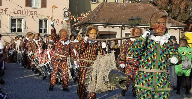 Nach dem  traditionellen  Salmanlanden...burg die   Stdtlefasnacht  erffnet.   | Foto: Melanie Dramac