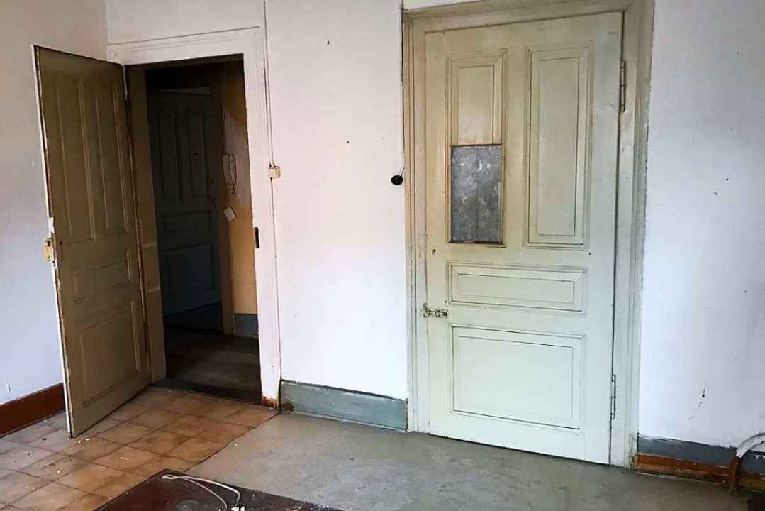 Das Haus in der Klarastra�e 17 steht seit mehreren Monaten leer.  | Foto: Bernhard Amelung