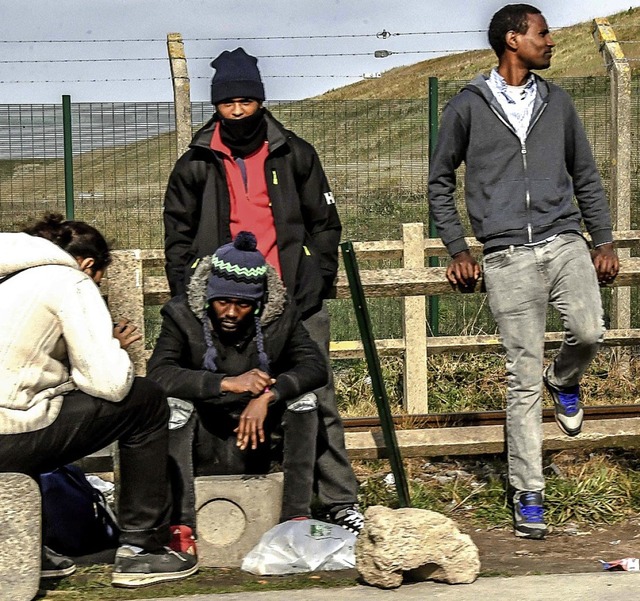 Migranten in Calais  | Foto: afp