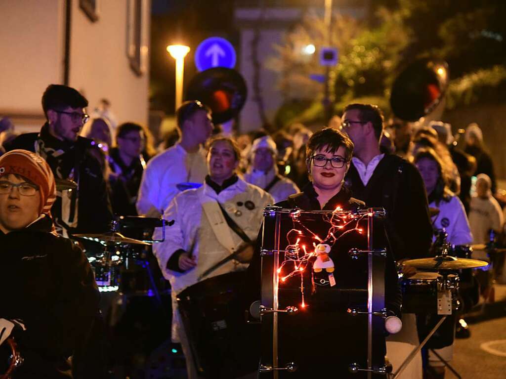 Eindrcke vom  Hemdglunki-Umzug in Grenazch am Schmutzige Dunschtig