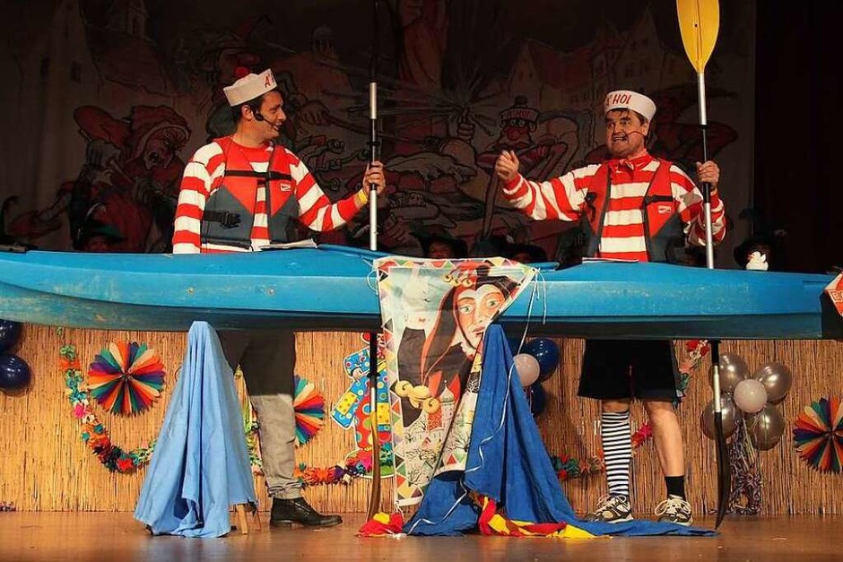 Viel närrischen Humor bewies die Höllenzunft Kirchzarten auf ihrem Zunftabend im Kurhaus. (Foto: Markus Donner) Viel närrischen Humor bewies die Höllenzunft Kirchzarten auf ihrem Zunftabend im Kurhaus. (Foto: Markus Donner)
