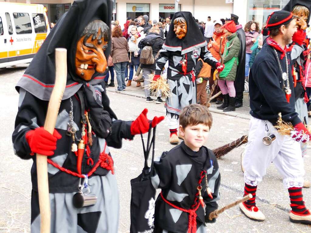 Fasnetsumzug am Sonntagnachmittag in Waldkirch