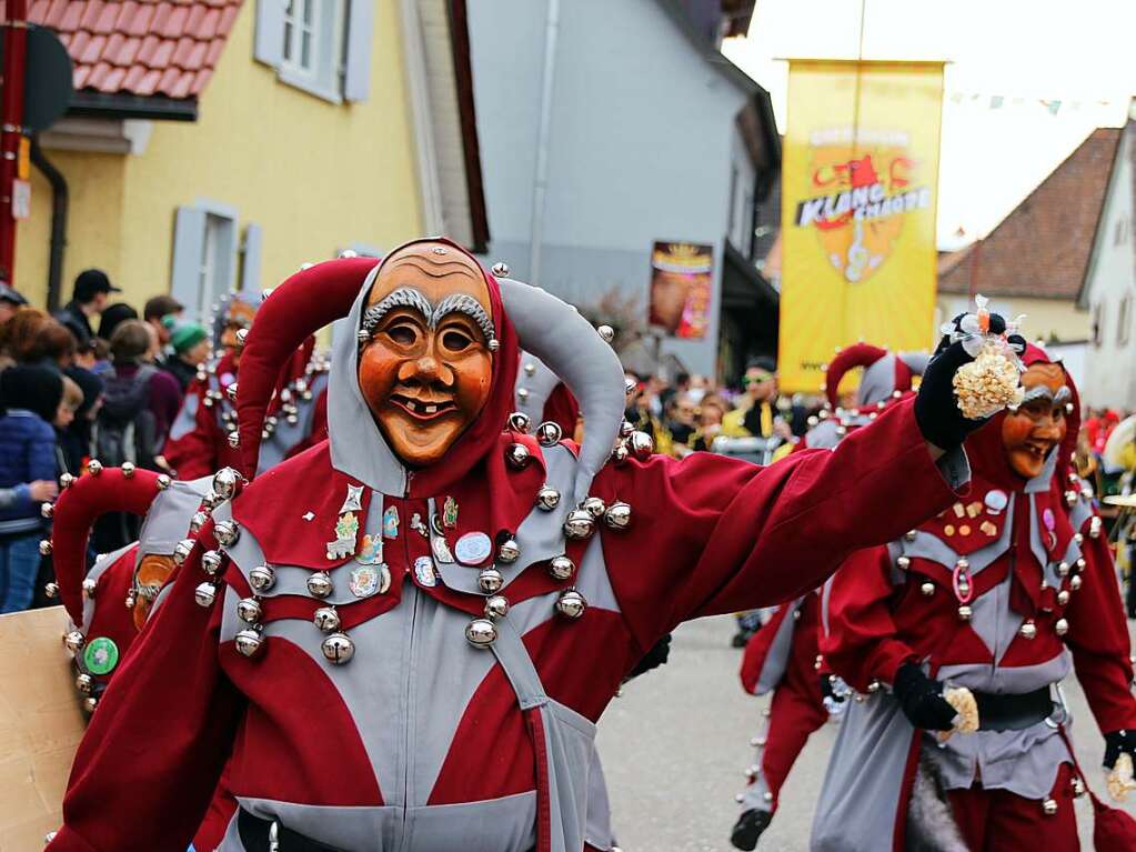 Auch die Freiburger Schellehansele haben Popcorn ergattert.