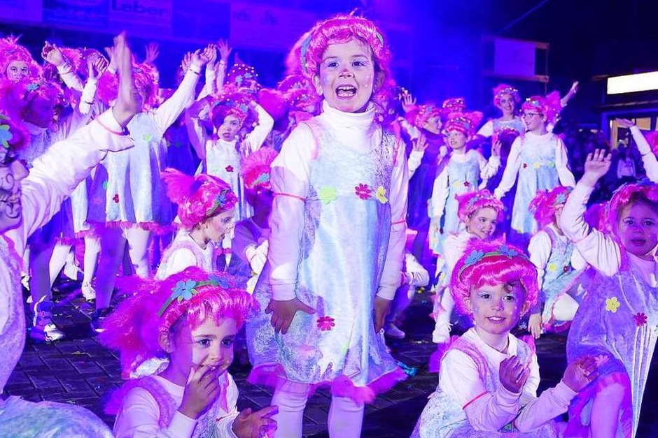 Impressionen vom Breisacher Gauklertag bei Nacht (Foto: Frank Kreutner) Impressionen vom Breisacher Gauklertag bei Nacht (Foto: Frank Kreutner)