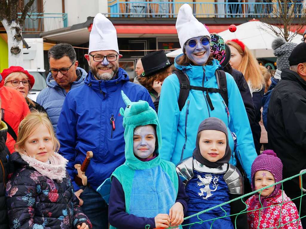 Schlumpfhausen war leer. Alle kamen zum Seemer Umzug.