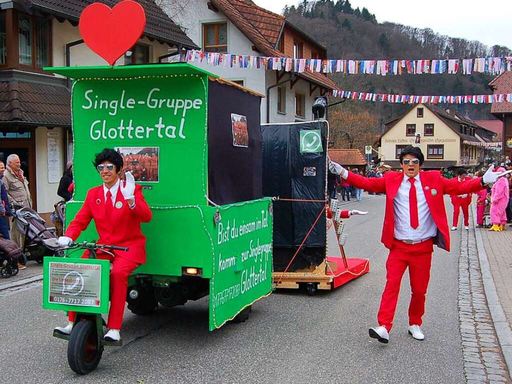 (Freie) Fugruppen geben dem Umzug sein besonderes Flair.