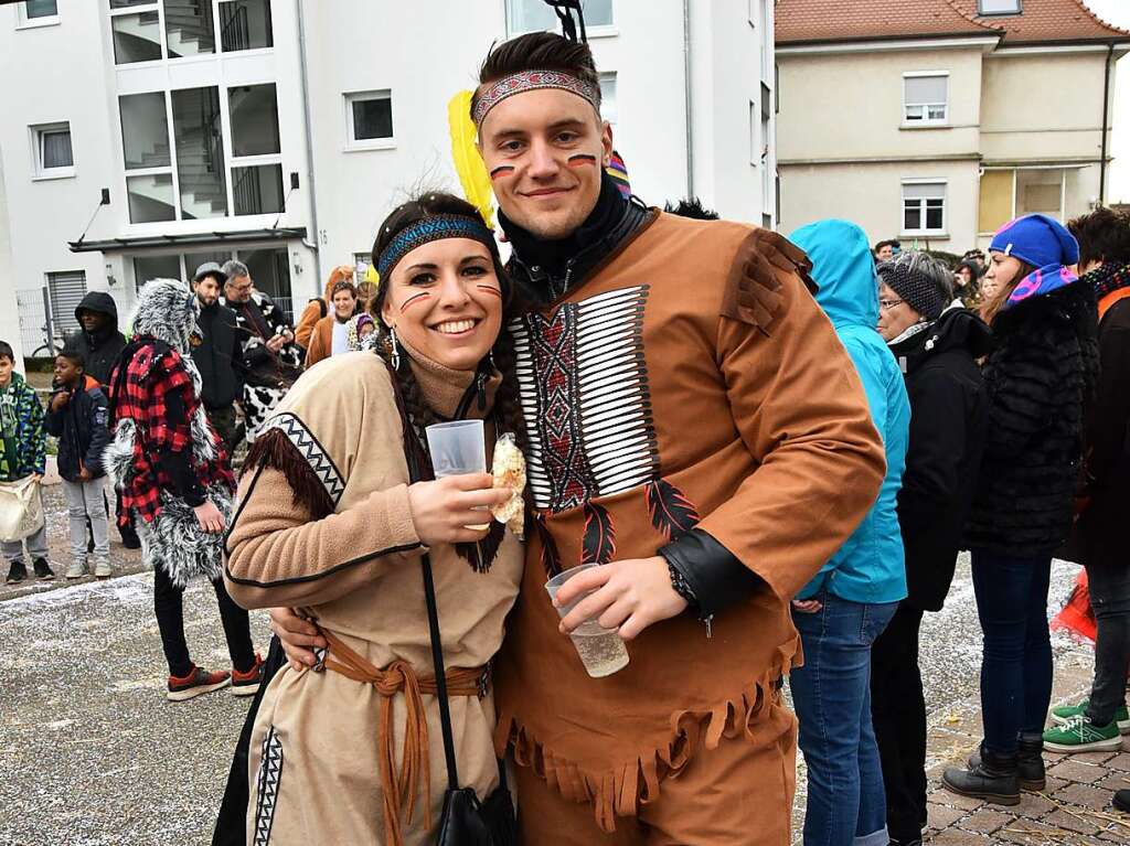 Erst sonnig-warm, dann feucht-frhlich war der Fasnetmendig-Umzug in Denzlingen.