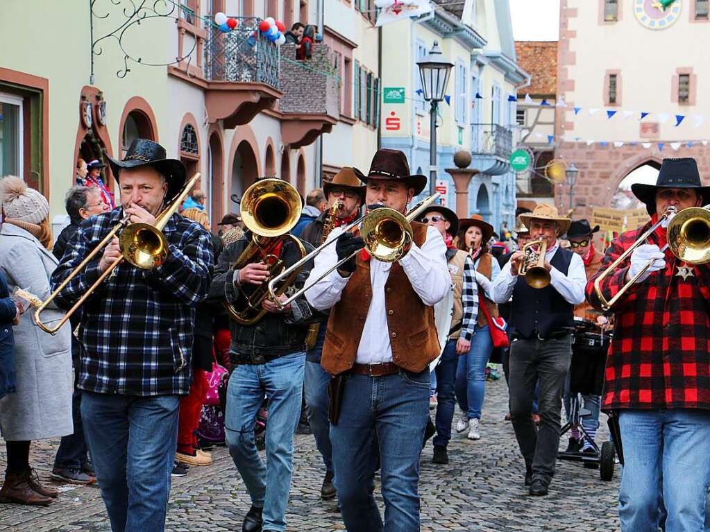 Umzug in Endingen: Wildwest war das Thema der Jokilibrnnler und des Erznarrennests Fronhof.