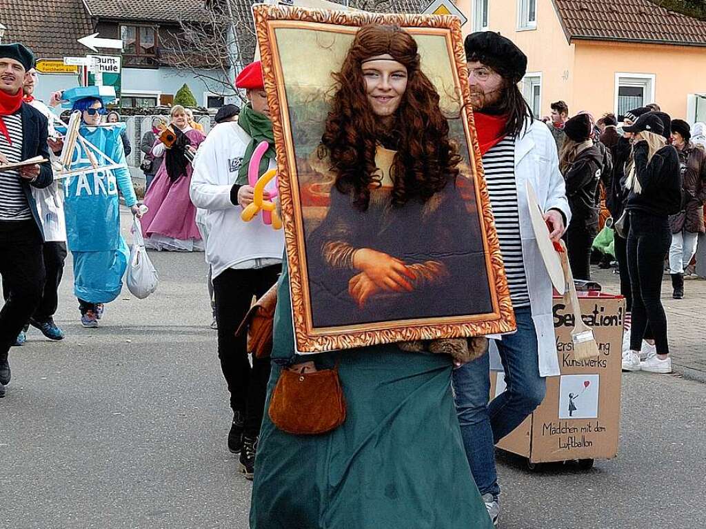 Umzug in Wyhl: Knstler prsentiertem dem Publikum ihre Meisterwerke.