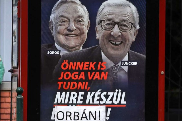 Plakatkampagne in Ungarn gegen EU-Komm...merikanischen Milliardr  George Soros  | Foto: AFP