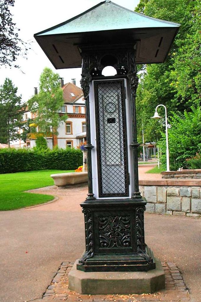 Das Wetterhuschen im Kurpark Lenzkirc...tage zum zweien Mal beschdigt worden.  | Foto: Manfred-G. Haderer