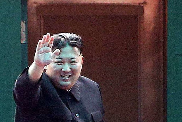 Kim Jong Un bei seiner Abreise aus Vie... der Gipfel mit Trump gescheitert war.  | Foto: dpa
