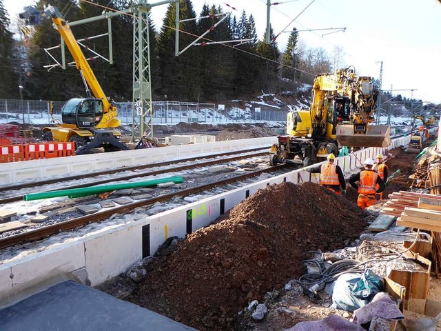 Bauarbeiten am Neustdter Bahnhof: am ...adt wieder mit dem Zug bedient werden.  | Foto: Peter Stellmach