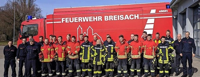 Vier Feuerwehren in der Region freuen ...ue Truppfhrer und eine Truppfhrerin.  | Foto: Privat