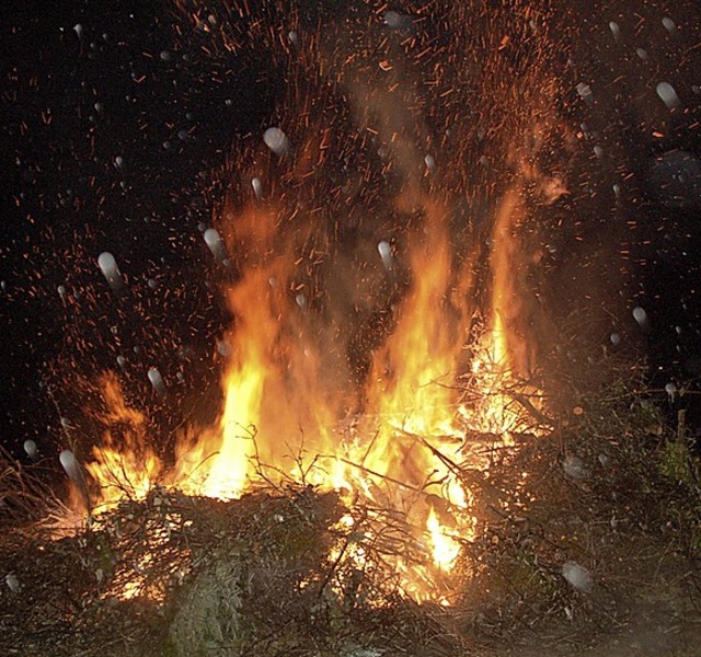 Auf den Hhen lodern wieder die Fasnachtsfeuer.   | Foto: P. Wunderle