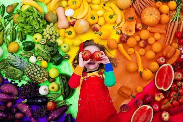 Gesunde Kinderernhrung bedeutet vor allem: viel Obst und Gemse.  | Foto: Family Veldman