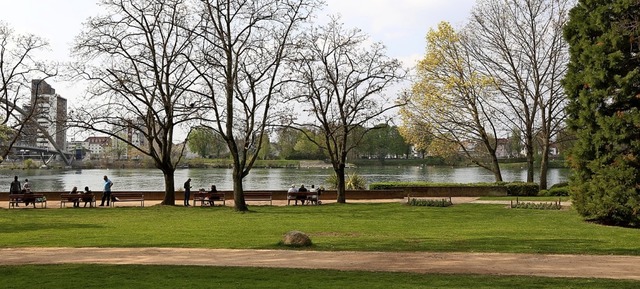 Bei der Neugestaltung des Rheinparks i...en sollen die Brger mitreden knnen.   | Foto: Stadtverwaltung