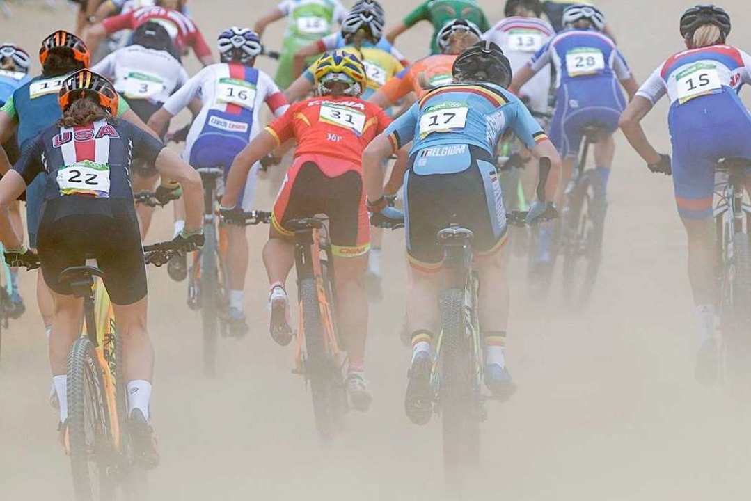Radeln im Zwielicht: Dopingvorwürfe gi...17;s jetzt auch bei den Mountainbikern  | Foto: dpa