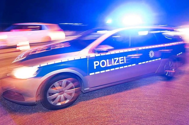 Die Kriminalpolizei bittet Zeugen sich zu melden.  | Foto: dpa