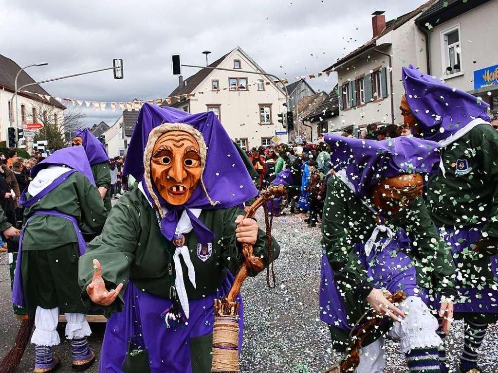 Der Buurefasnachts-Umzug in Hauingen