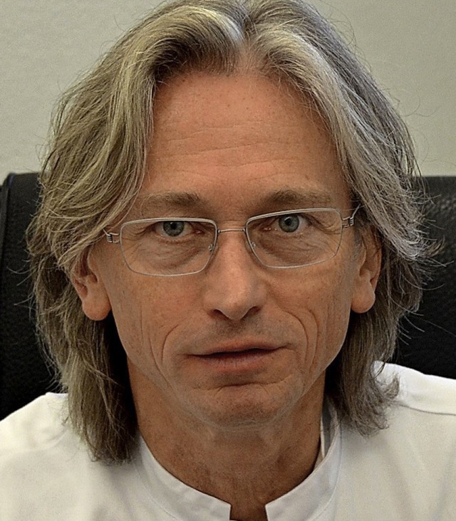 Professor Akhil P. Verheyden hat ber Arthroseerkrankungen informiert.   | Foto: Adelbert Mutz