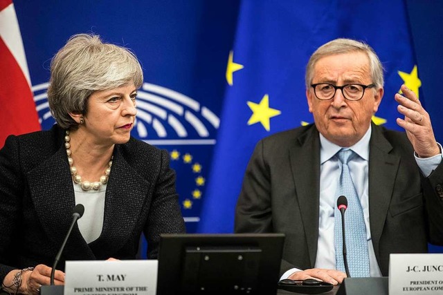 May und Juncker  | Foto: dpa