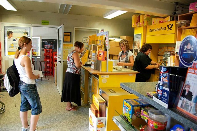 Die bisherige Postfiliale in Eimeldingen wird auf Ende Juni schlieen.  | Foto: Langelott